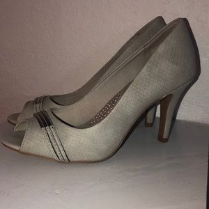 dexflex comfort Shoes - Grey Open Toed Pumps dexflex comfort Shoes - Grey Open Toed Pumps